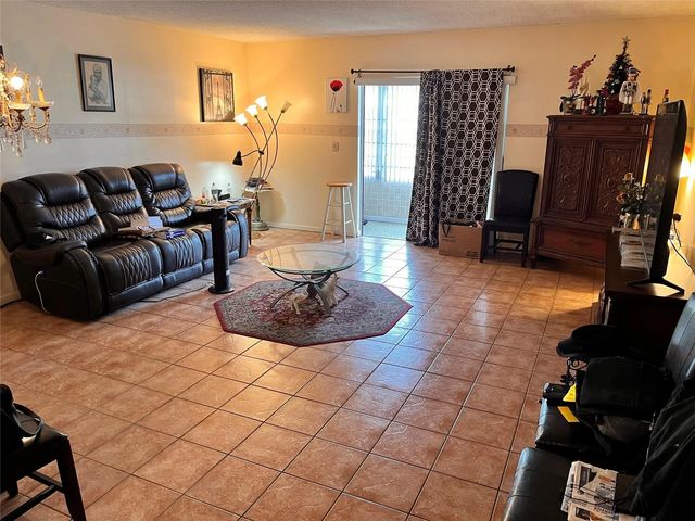 2 of 19 - 4851 Nw 21st Street #105, Lauderhill, FL