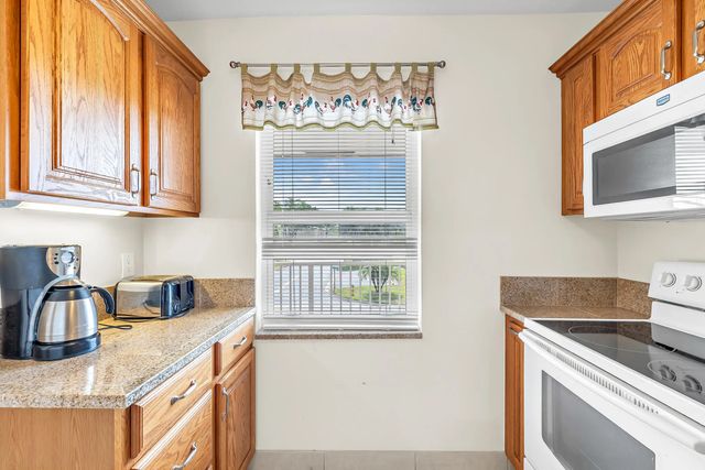 4 of 30 - 601 Nw 76th Terrace #206, Margate, FL