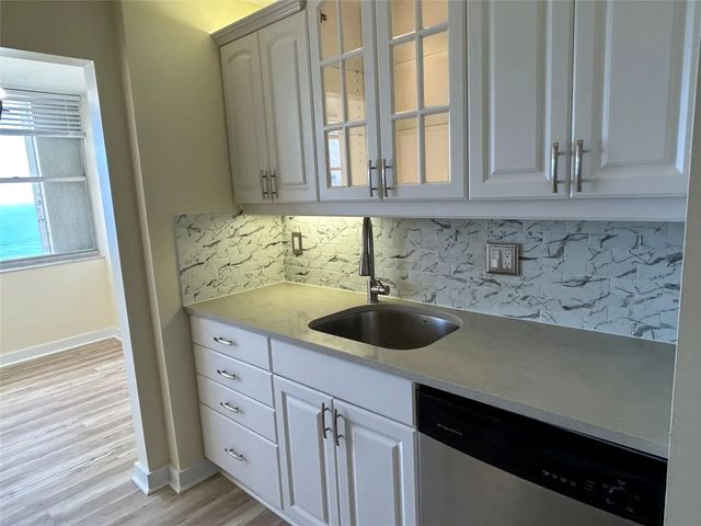 3 of 42 - 111 Briny Avenue #1401, Pompano Beach, FL