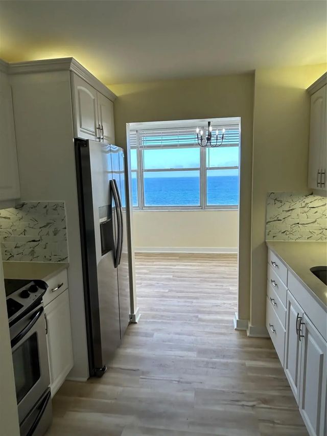 4 of 42 - 111 Briny Avenue #1401, Pompano Beach, FL