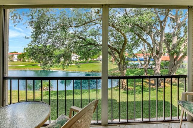 8930 S Hollybrook Boulevard #201, Pembroke Pines