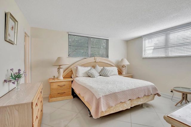 5 of 15 - 8930 S Hollybrook Boulevard #201, Pembroke Pines, FL