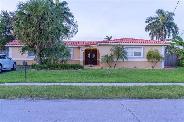 2 of 13 - 8165 Nw 182nd Street, Hialeah, FL