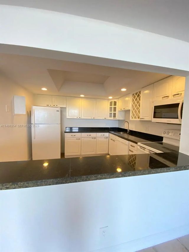 2 of 20 - 13499 Biscayne Boulevard #1505, North Miami, FL