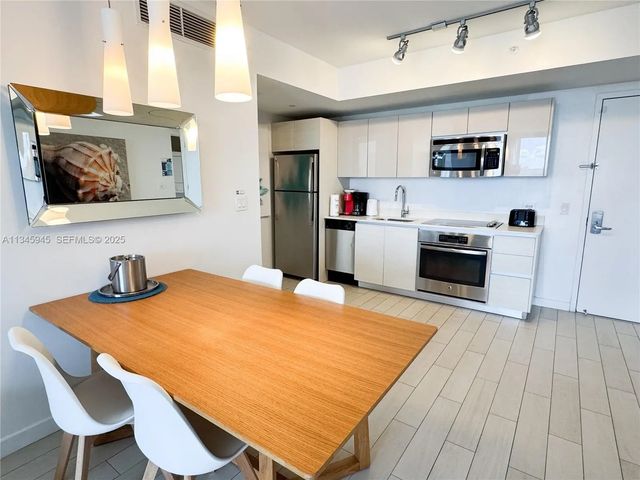 4 of 32 - 2602 E Hallandale Beach Boulevard #r1409, Hallandale Beach, FL