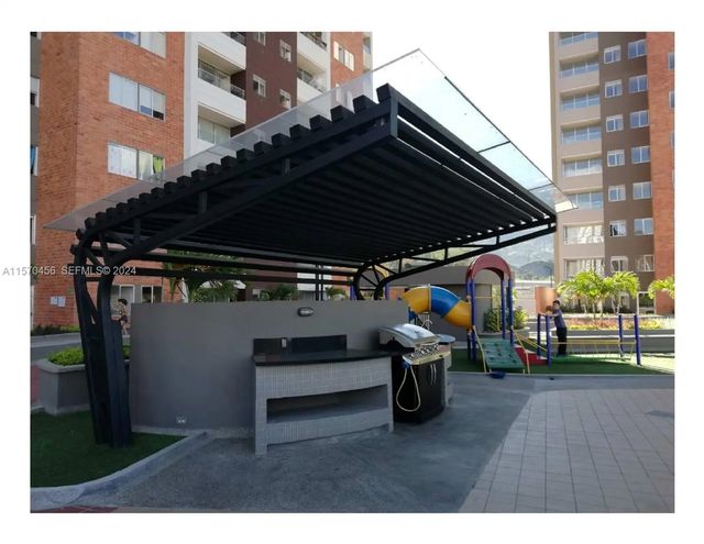 5 of 14 - Cl. 78e Sur # 47 C 80 Cl. 78e Sur C 80 Sabaneta #1416 Torre  3, , FL