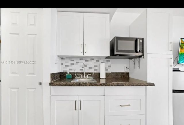 4 of 17 - 19201 Collins Avenue #1143, Sunny Isles Beach, FL