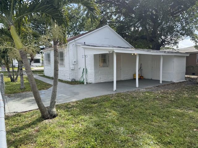 3 of 10 - 2255 Nw 63rd Street, Miami, FL