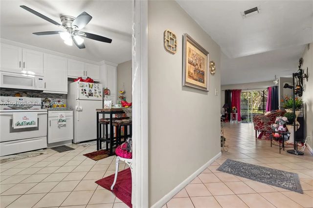3 of 20 - 281 S Hollybrook Drive #103, Pembroke Pines, FL
