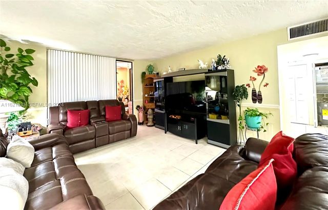 2 of 13 - 2831 Somerset Drive #206, Lauderdale Lakes, FL