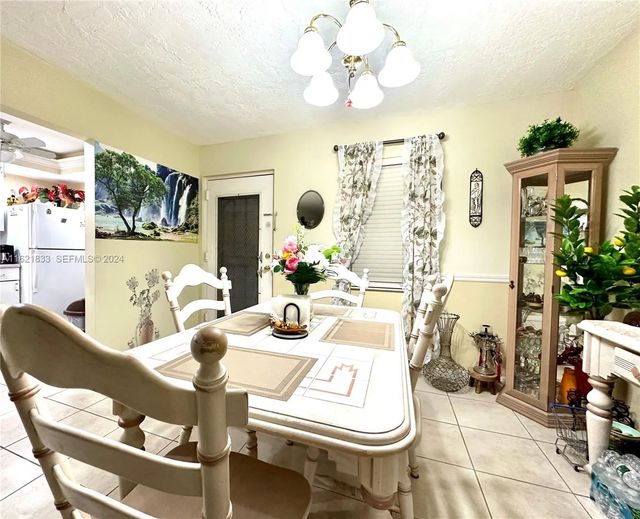 4 of 13 - 2831 Somerset Drive #206, Lauderdale Lakes, FL