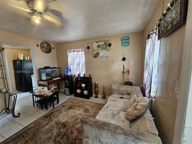 4 of 30 - 1817 Nw 25th Avenue, Fort Lauderdale, FL