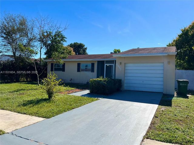5 of 33 - 6990 Sw 1st Street, Margate, FL
