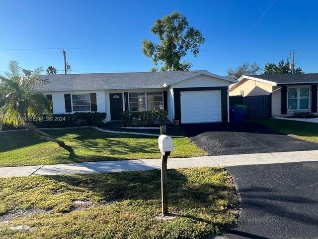2 of 17 - 11520 Nw 31st Place, Sunrise, FL