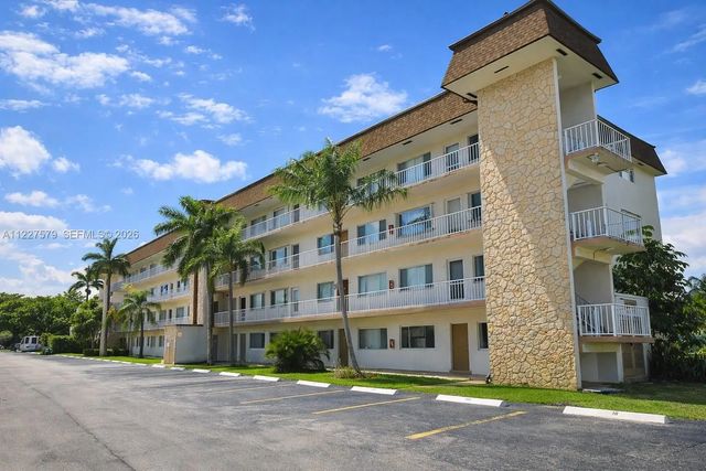 6289 Lear Drive #306, Lake Worth