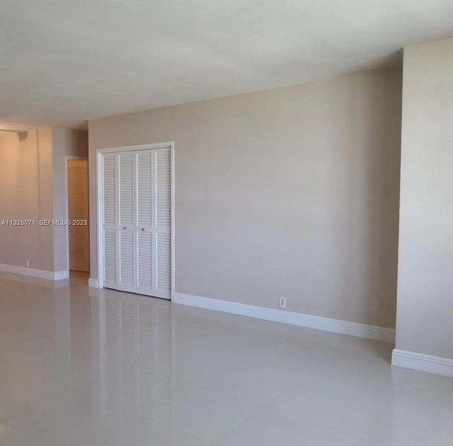 4 of 4 - 1000 West Avenue #1032, Miami Beach, FL
