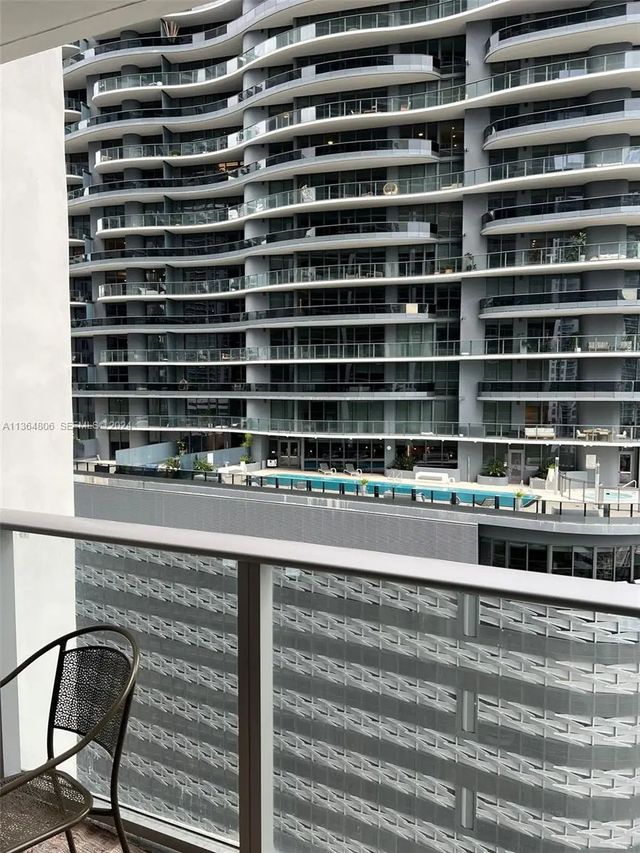 3 of 13 - 1010 Brickell Avenue #2010, Miami, FL