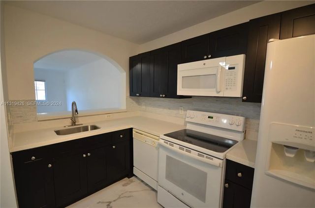 1241 Se 29th Street #102, Homestead