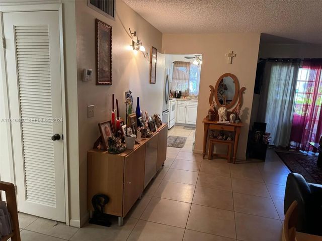 5 of 15 - 4047 Nw 16th Street #110, Lauderhill, FL