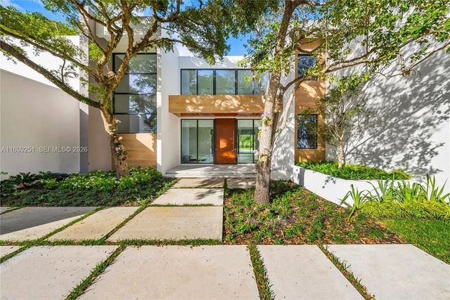 3 of 67 - 6675 Sw 96th Street, Pinecrest, FL