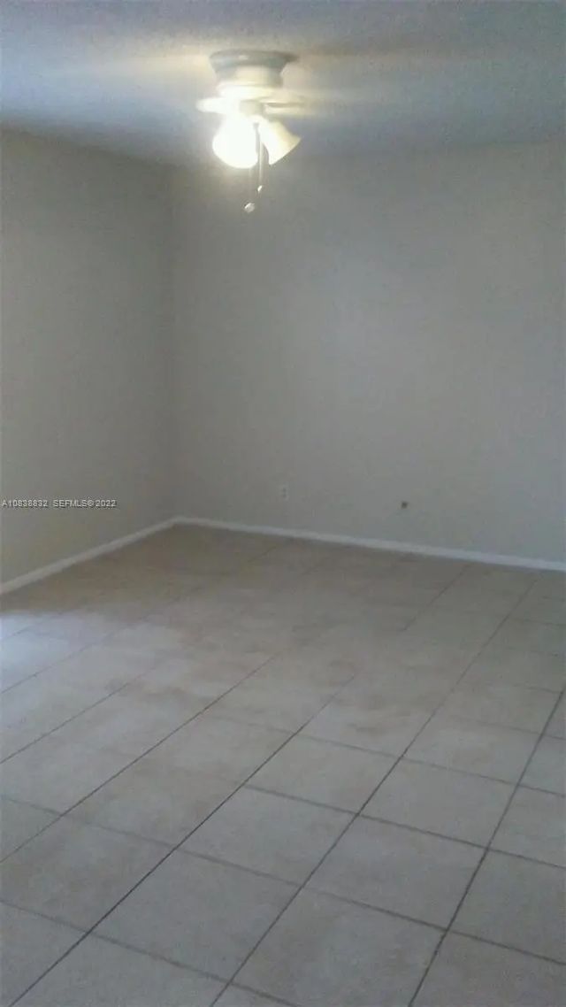 8411 Lagos De Campo Boulevard #303u, Tamarac