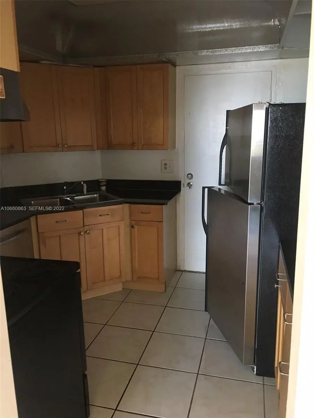 4 of 31 - 3301 Spanish Moss Terrace #906, Lauderhill, FL