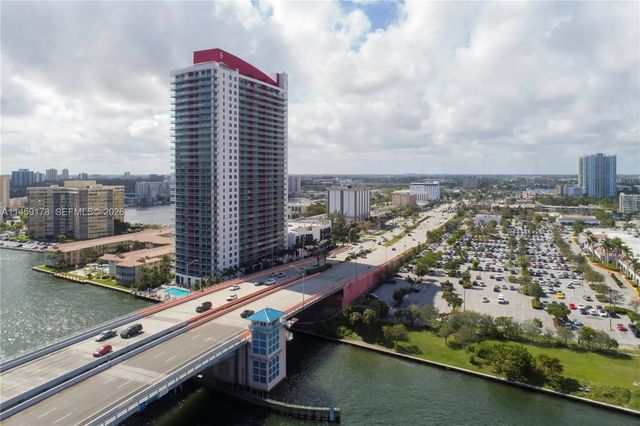 4 of 8 - 4010 S Ocean Drive #r2206, Hollywood, FL