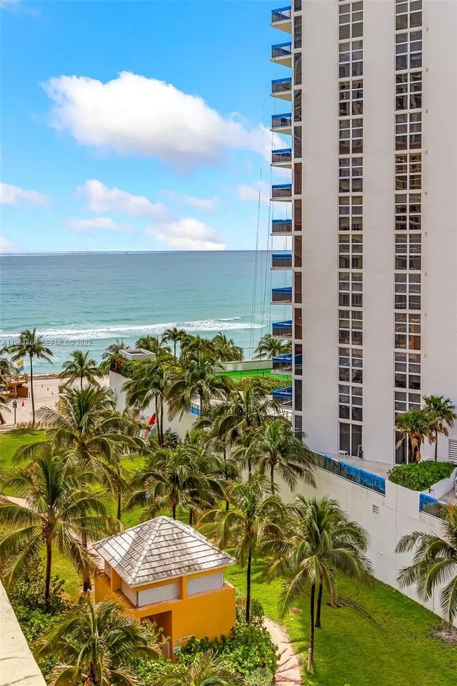 2 of 39 - 19201 Collins Avenue #641, Sunny Isles Beach, FL