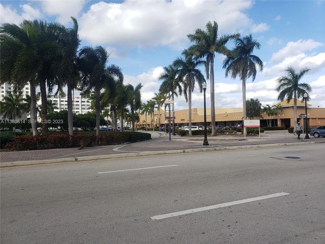 4 of 18 - 1720 Harrison Street #12d, Hollywood, FL