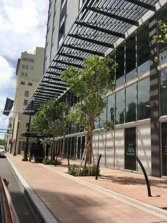 3 of 23 - 151 Se 1st Street #1505, Miami, FL