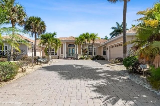 5 of 39 - 1524 Columbian Drive, Punta Gorda, FL