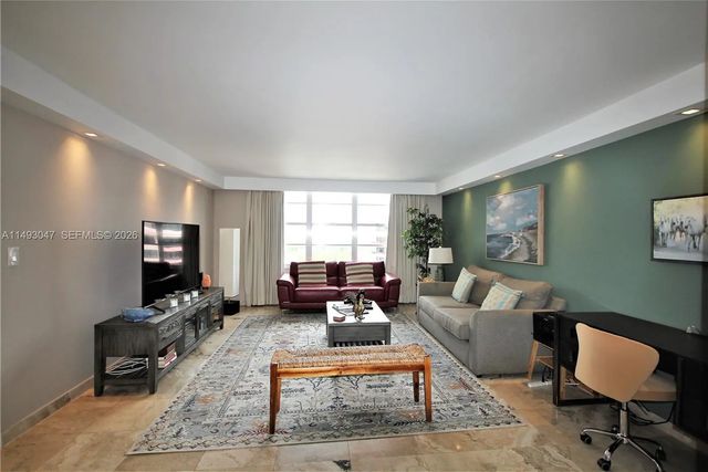 3 of 60 - 5161 Collins Avenue #1610, Miami Beach, FL