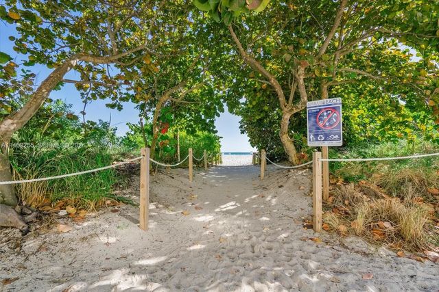 2 of 41 - 5601 Collins Avenue #1514, Miami Beach, FL