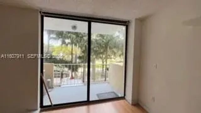 5 of 21 - 2350 Ne 135th Street #212, North Miami, FL