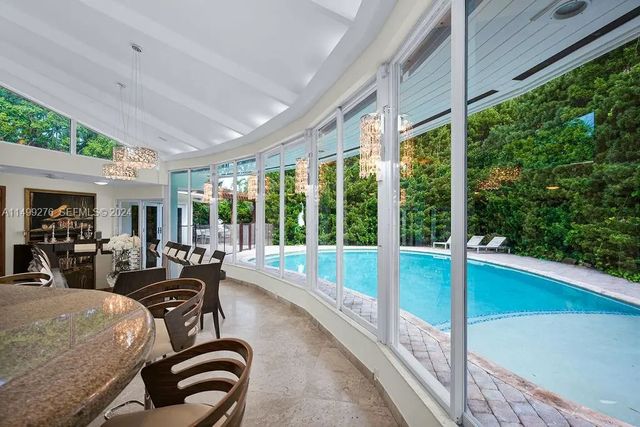 3 of 22 - 61 Camden Court, Bal Harbour, FL