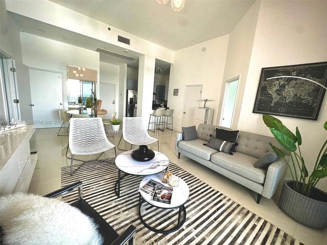 4 of 17 - 2301 Collins Avenue #1626, Miami Beach, FL