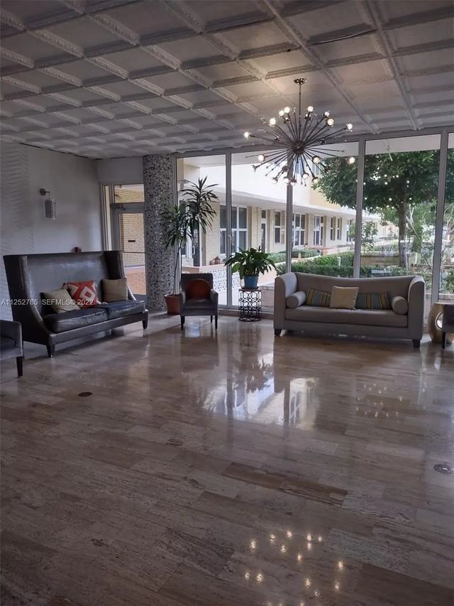 4747 Collins Avenue #107, Miami Beach