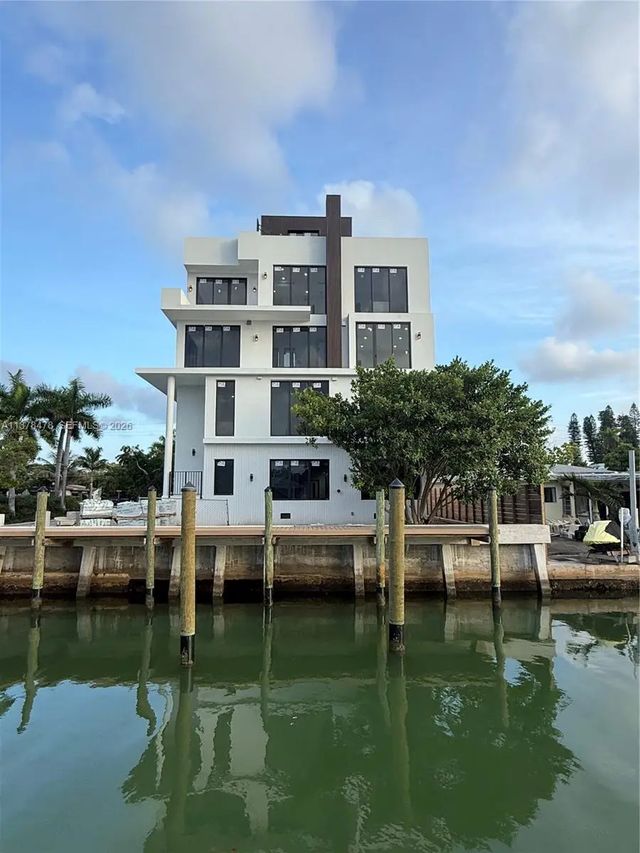 7300 Trouville Esplanade #3, Miami Beach