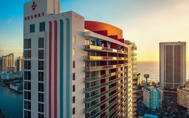 2 of 37 - 2602 E Hallandale Beach Boulevard #r807, Hallandale Beach, FL