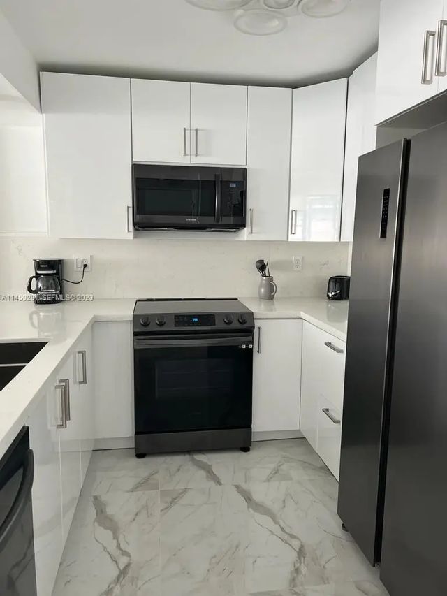 3 of 26 - 3725 S Ocean Drive #1503, Hollywood, FL