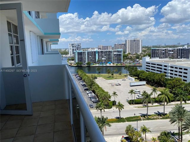 2 of 27 - 3725 S Ocean Drive #1521, Hollywood, FL