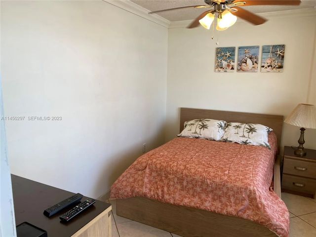 4 of 27 - 3725 S Ocean Drive #1521, Hollywood, FL