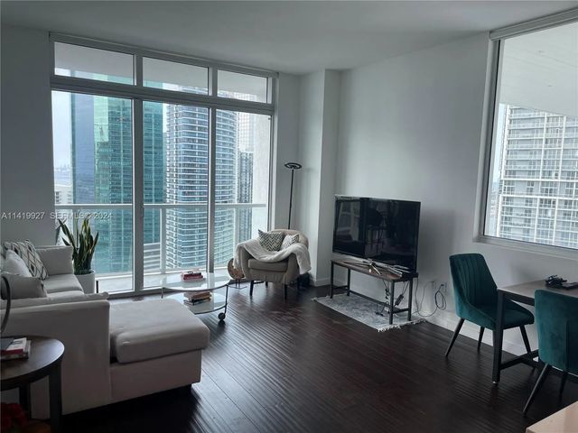 5 of 33 - 55 Se 6th Street #ph4307, Miami, FL