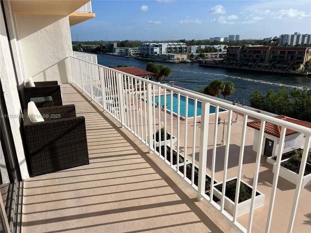 3 of 24 - 290 174th Street #702, Sunny Isles Beach, FL