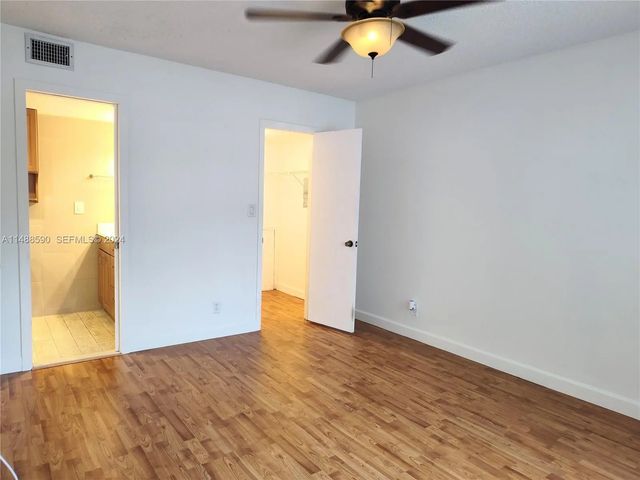 3 of 26 - 7083 W Sunrise Boulevard #7083, Plantation, FL