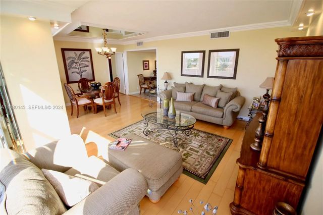 2 of 34 - 900 Bay Drive #319, Miami Beach, FL