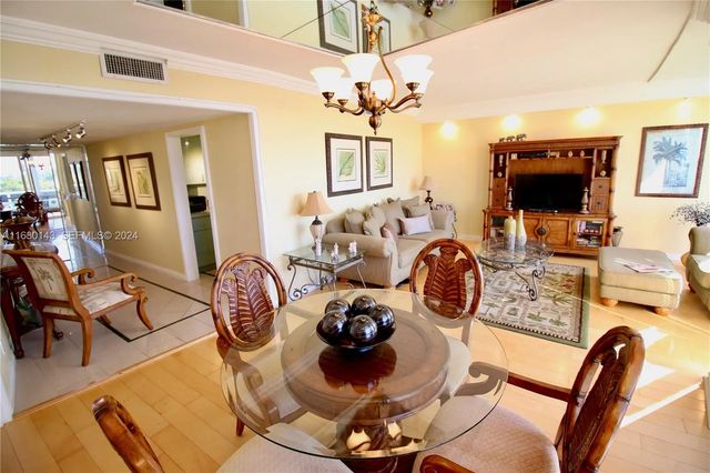 3 of 34 - 900 Bay Drive #319, Miami Beach, FL
