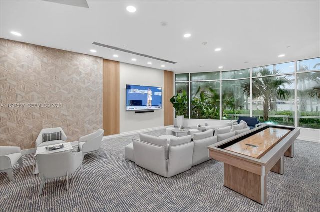 5 of 55 - 2670 E Sunrise Boulevard #1117, Fort Lauderdale, FL