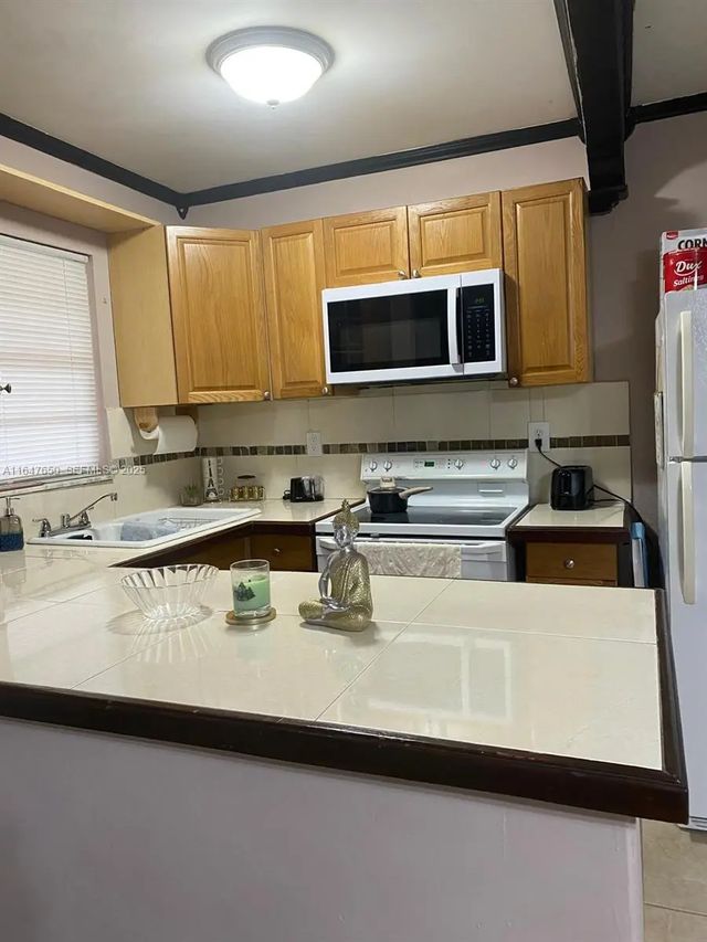 4050 Nw 135th Street #20-1, Opa-Locka