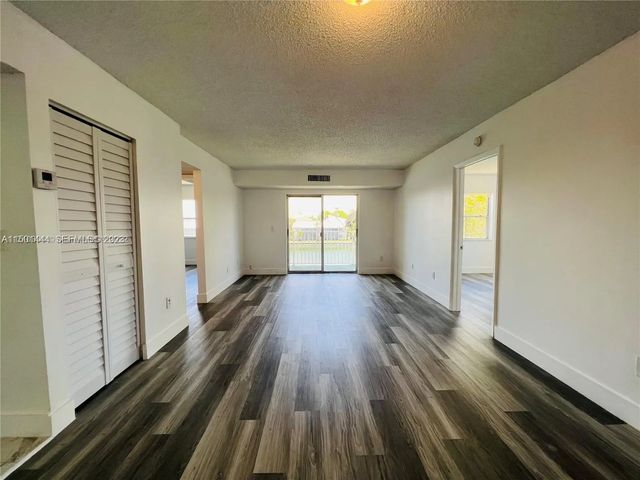3 of 21 - 8260 Sw 210th Street #220, Cutler Bay, FL
